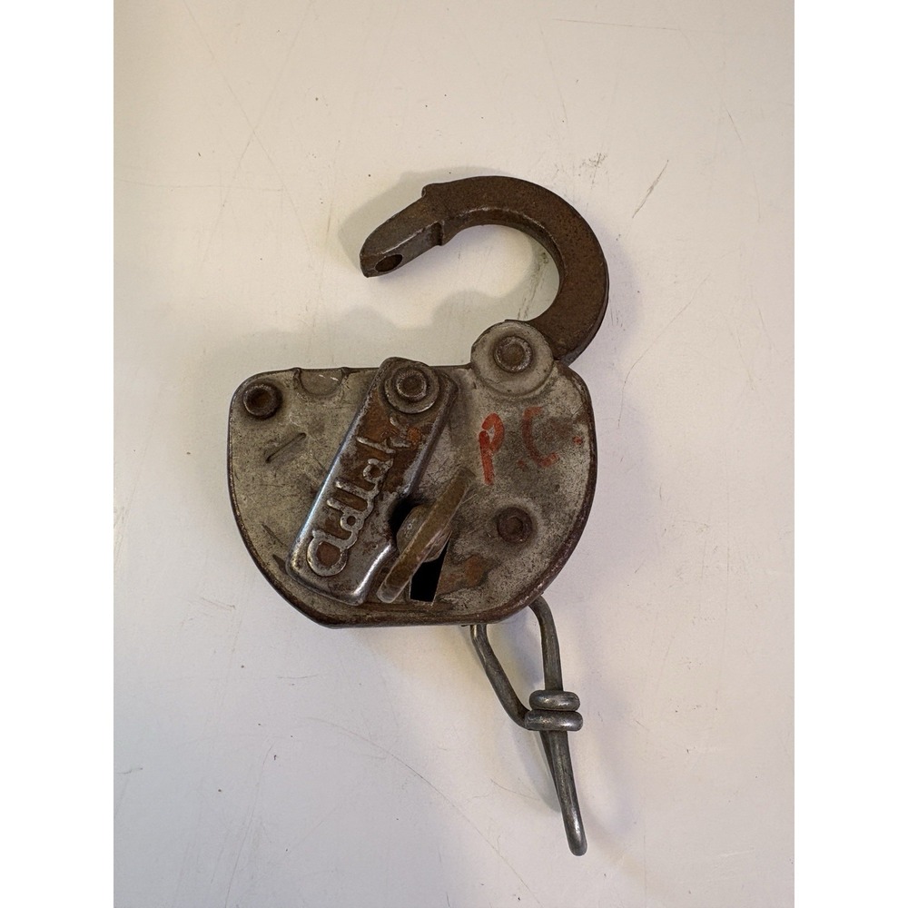 L&N RR Padlock Patent 2040482 Collectible Railroad Lock Vintage Railway Hardware - Picture 3 of 7